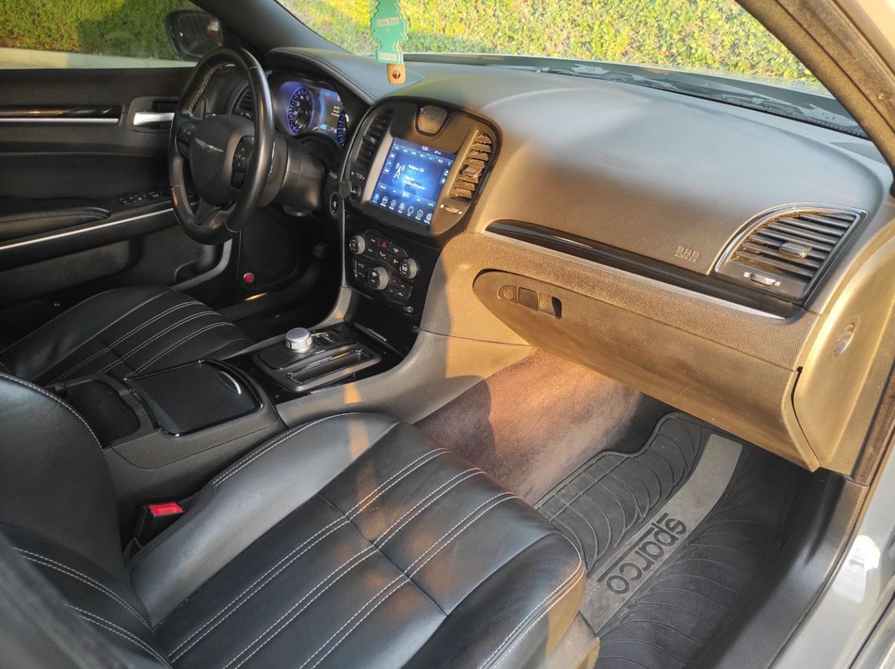 Chrysler 300s Chrysler 300s 2017 usa full opstions