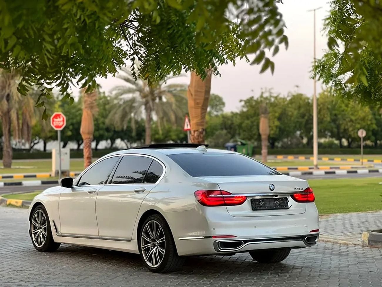 BMW 730Li 730Li GCC Specs