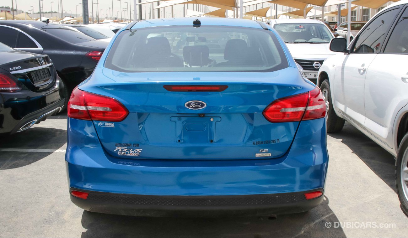 Ford Focus SE