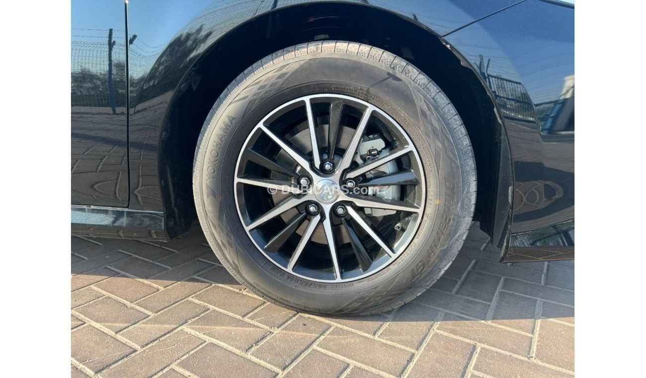 Toyota Camry LE (Without Sunroof) 2.5L Petrol A/T FWD