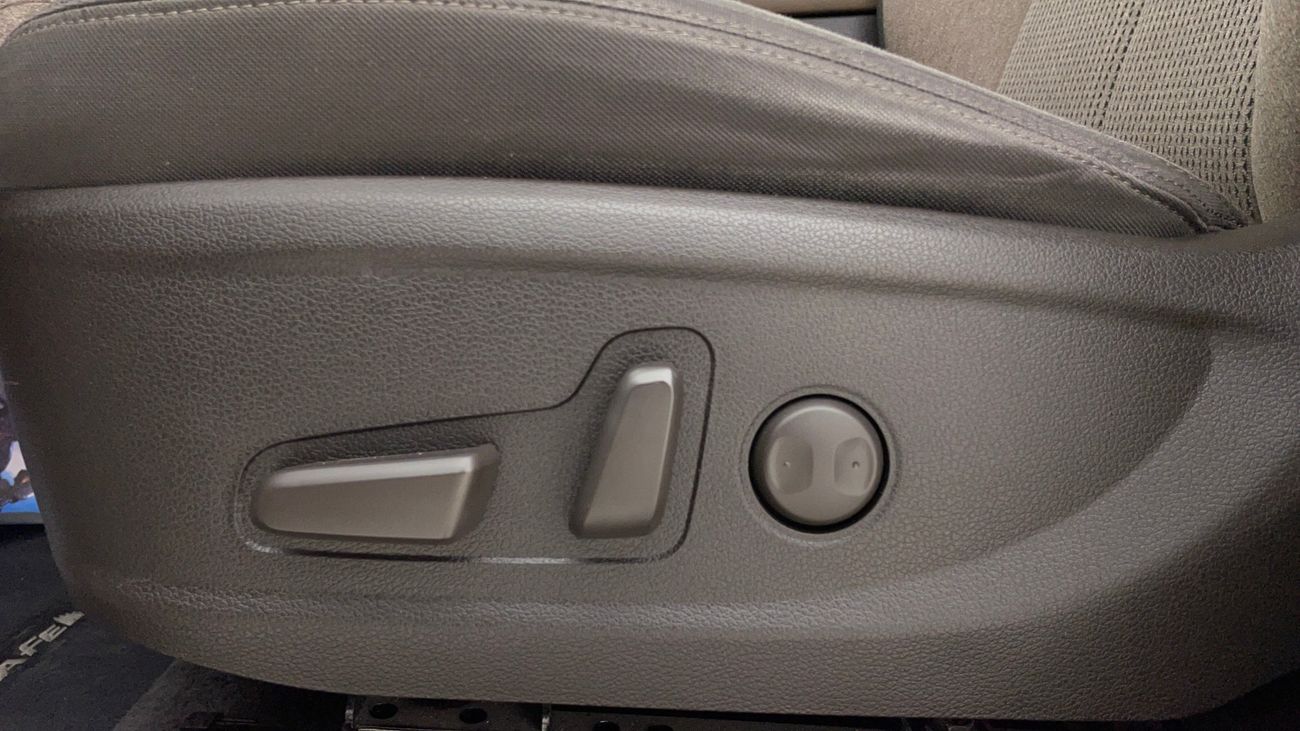 Hyundai Santa Fe GLS 2.4 | Zero Down Payment | Home Test Drive