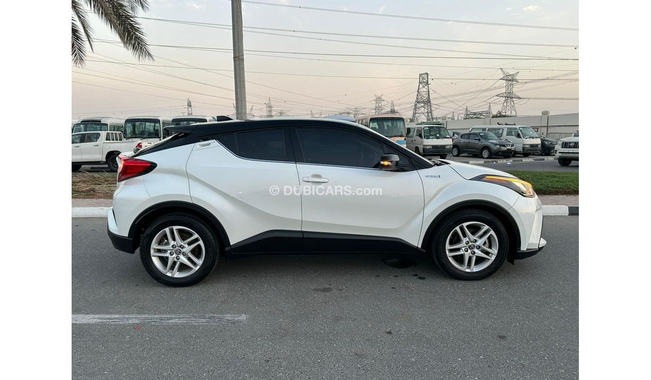 Toyota CHR Dynamic Toyota Ch-R 2021 Hybrid