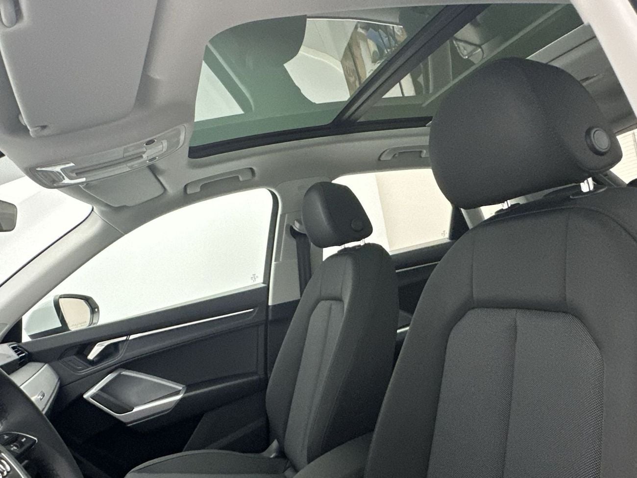 Audi Q3 35 TFSI Advanced 2.0L 150hp (Ref# 1024236)