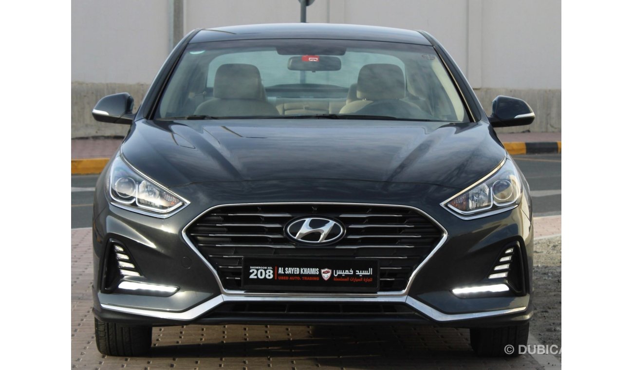 Hyundai Sonata Hyundai Sonata 2019 GCC in excellent condition without accidents, very clean from inside and outside