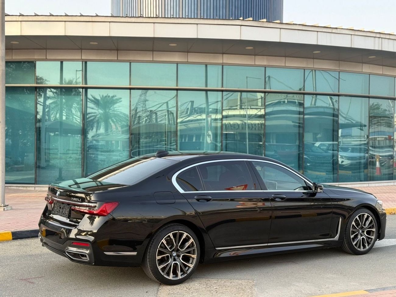 BMW 730Li Exclusive 2.0L