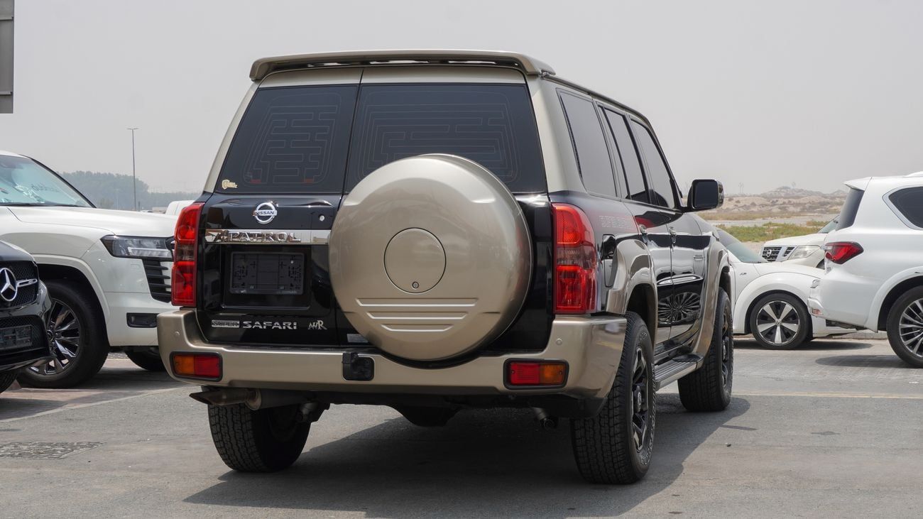 Nissan Patrol Super Safari
