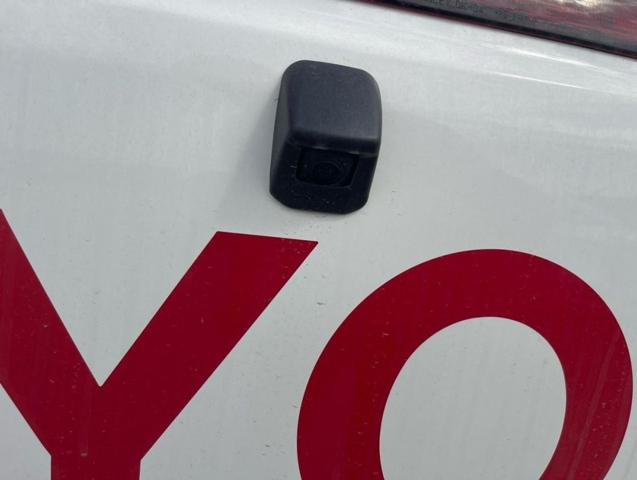 Toyota Hilux Toyota Hilux SR5 2.7L Petrol, Automatic Model 2024 Color White