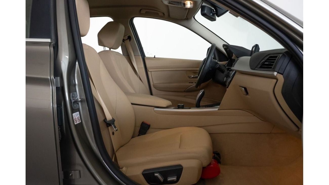 بي أم دبليو 318i Std