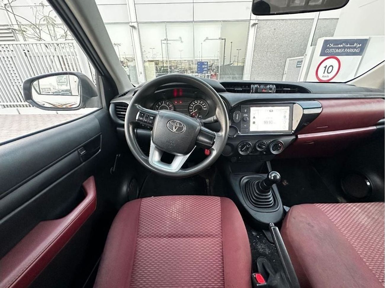 Toyota Hilux GLX 2 2.7L RWD