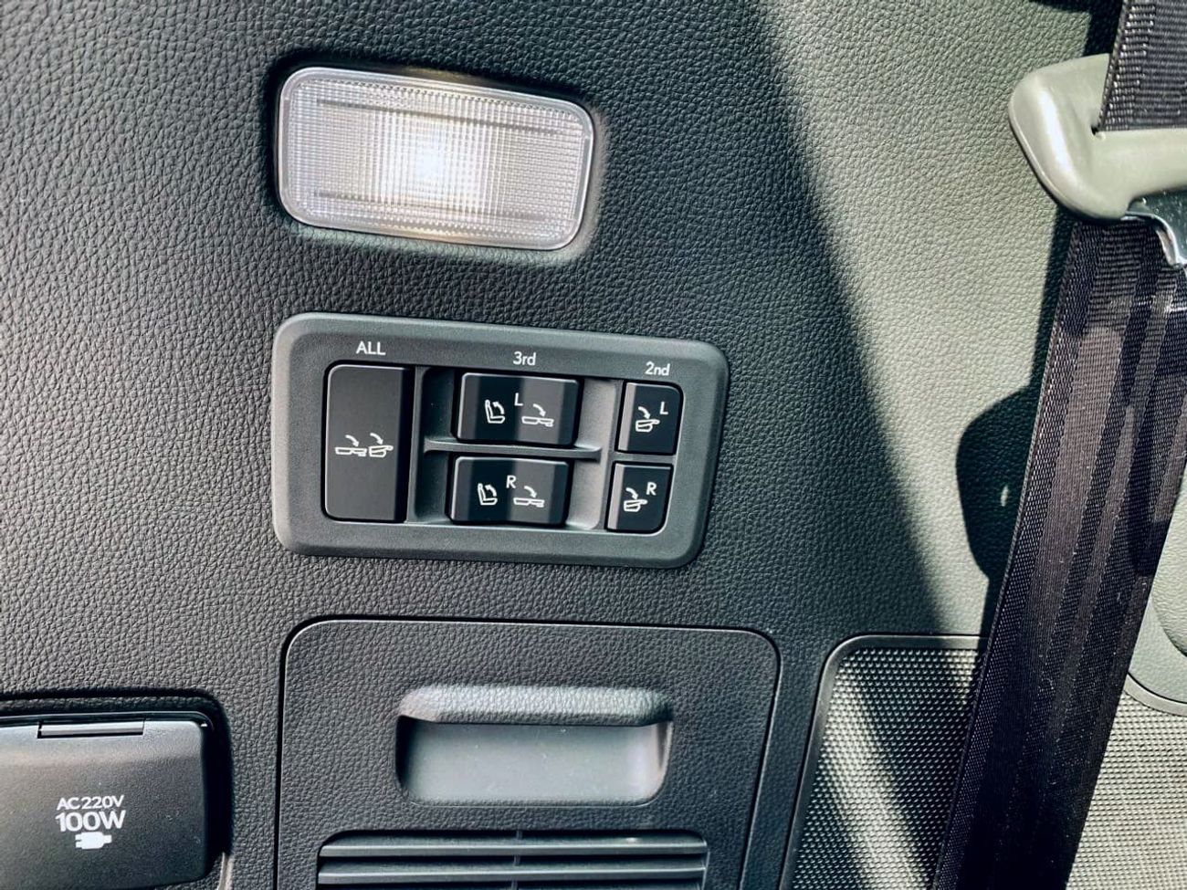 Lexus LX 600 LEXUS LX600 URBAN 3.5TT PETROL 2025 MODEL GCC