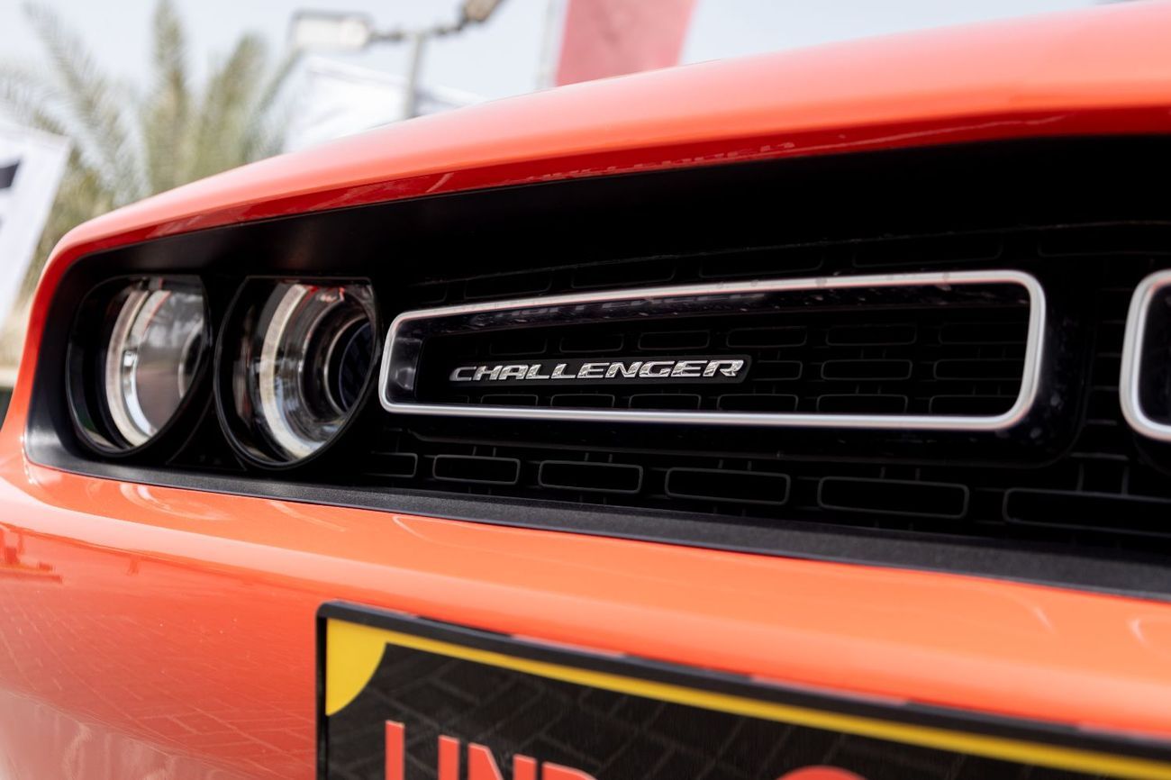 Dodge Challenger R/T Plus 5.7L (372 HP)