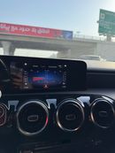 مرسيدس بنز A 220 188-hp turbocharged 2.0-liter 4-cylinder