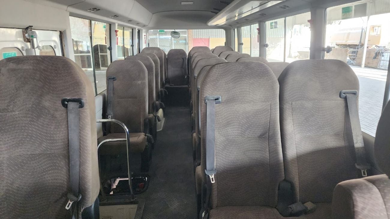 تويوتا كوستر DEISEL/ V6 / 23 SEATS / EXPORT ONLY / LOT# 36238