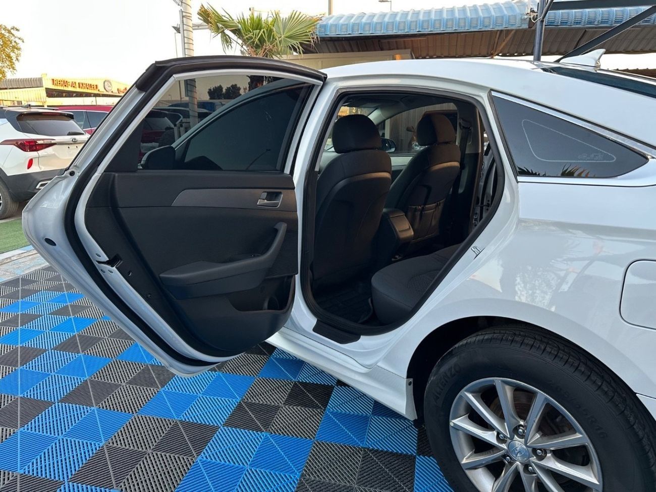 هيونداي سوناتا Mid option 2.5L