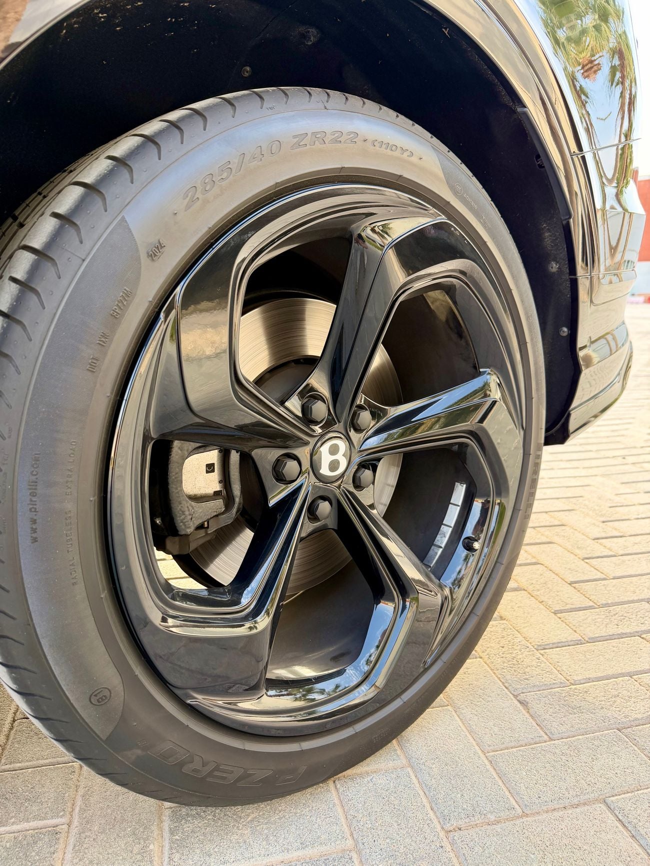 Bentley Bentayga | FULL BLACK EDITION | BENTLEY DUBAI WARRANTY