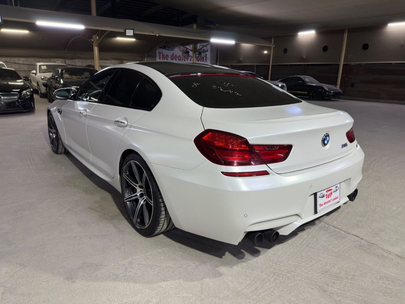 BMW M6 2016 4.4L | ONE OF ONE M6 | COMPETITION PACKAGE | CARBON CERAMIC BRAKES | FULLY LOADED