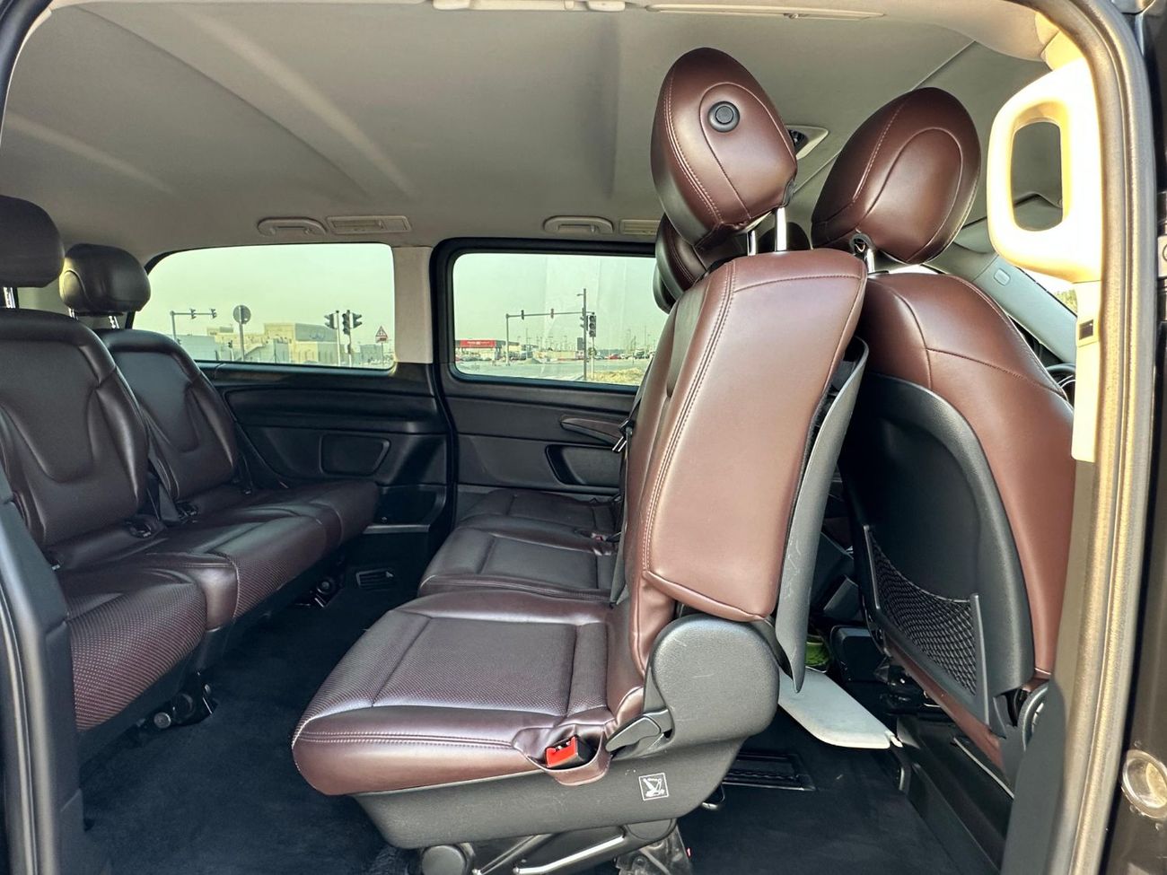 Mercedes-Benz V 250 MERCEDES V-250 2016 GCC FULL OPITION // GOOD CONDITION