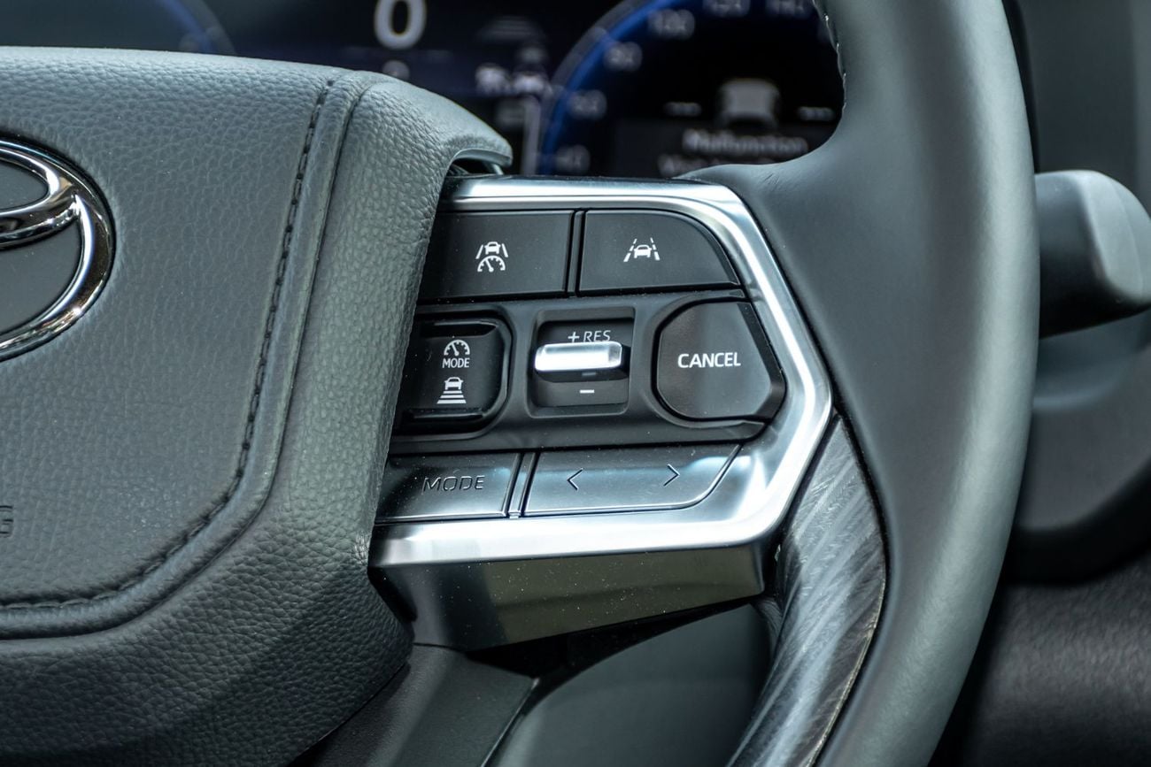 تويوتا لاند كروزر GR-S 3.3L