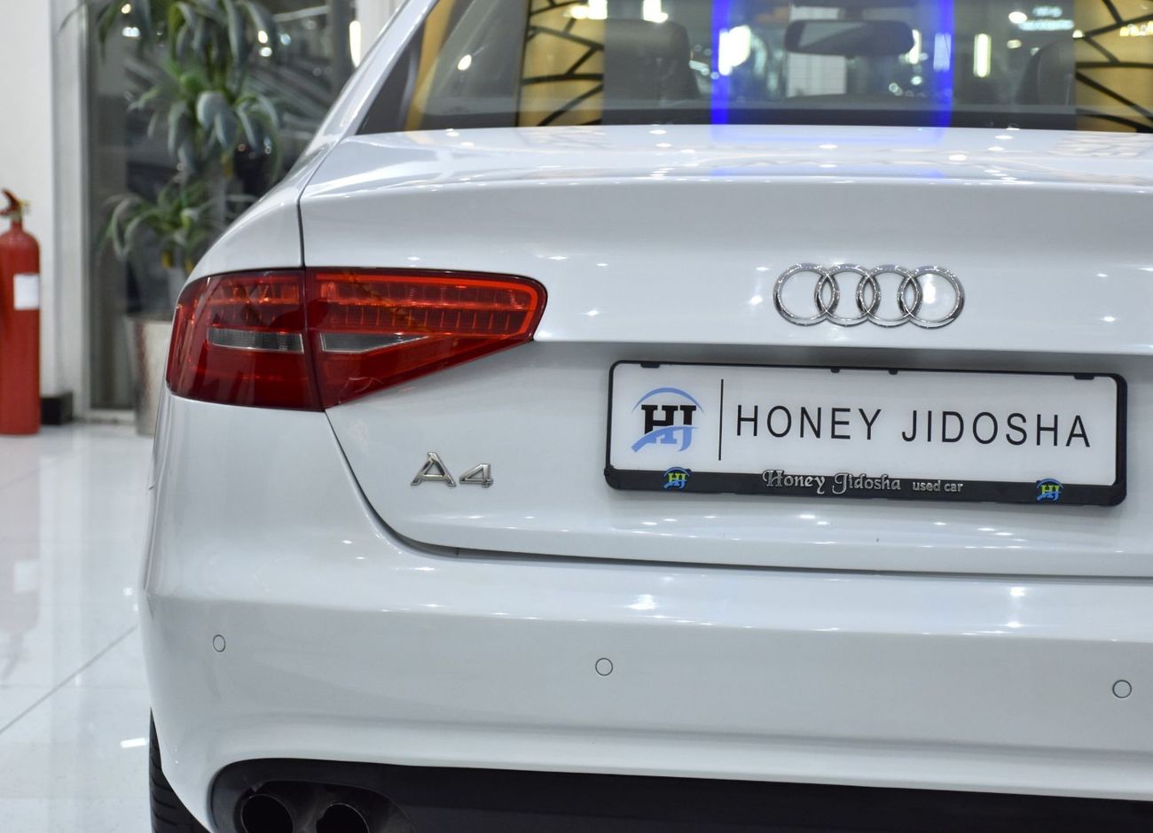 أودي A4 EXCELLENT DEAL for our Audi A4 ( 2014 Model ) in White Color GCC Specs