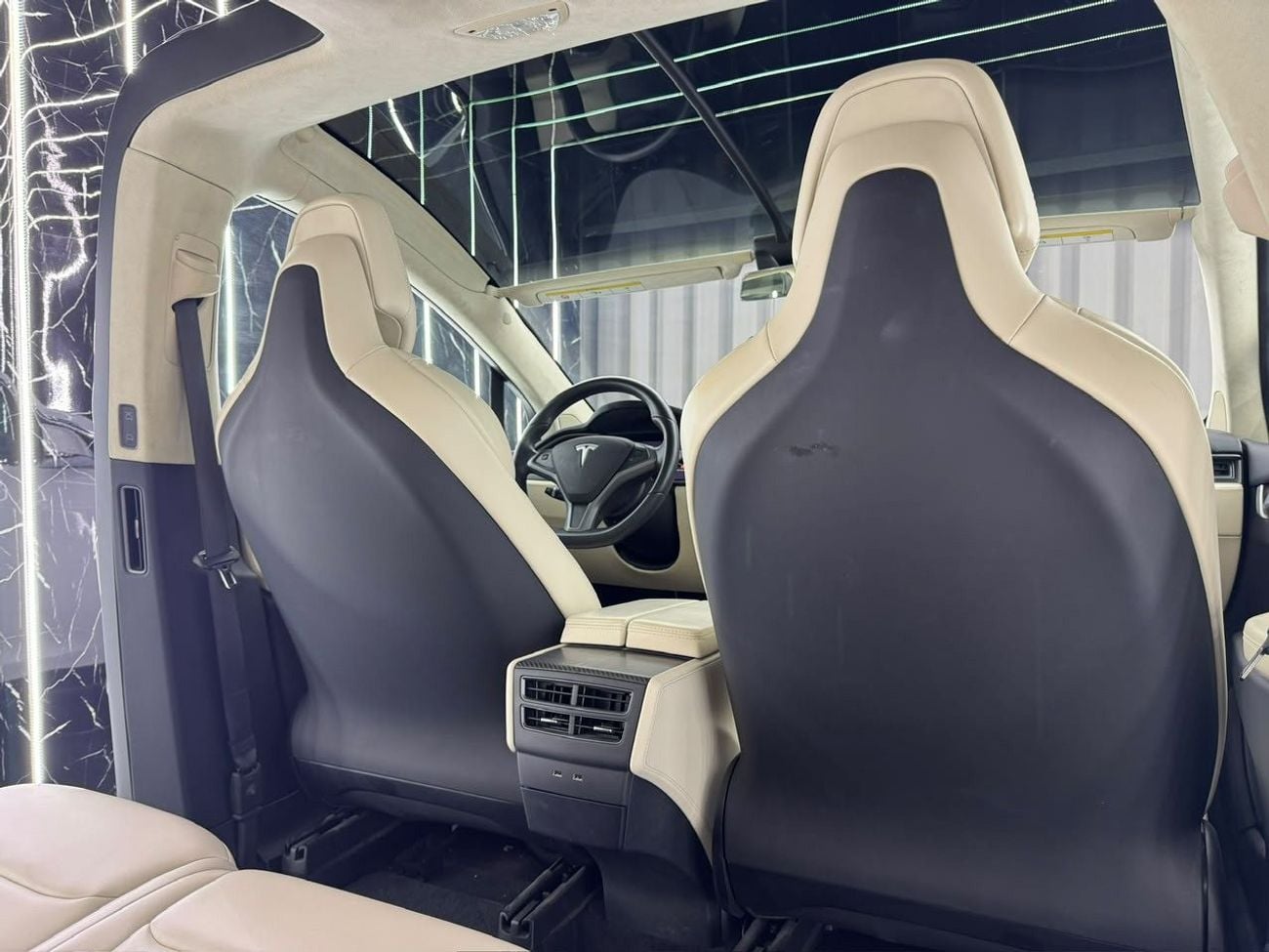 تسلا موديل اكس 75D 2018 Tesla model X | 75 D | Low mileage | Original Paint | GCC