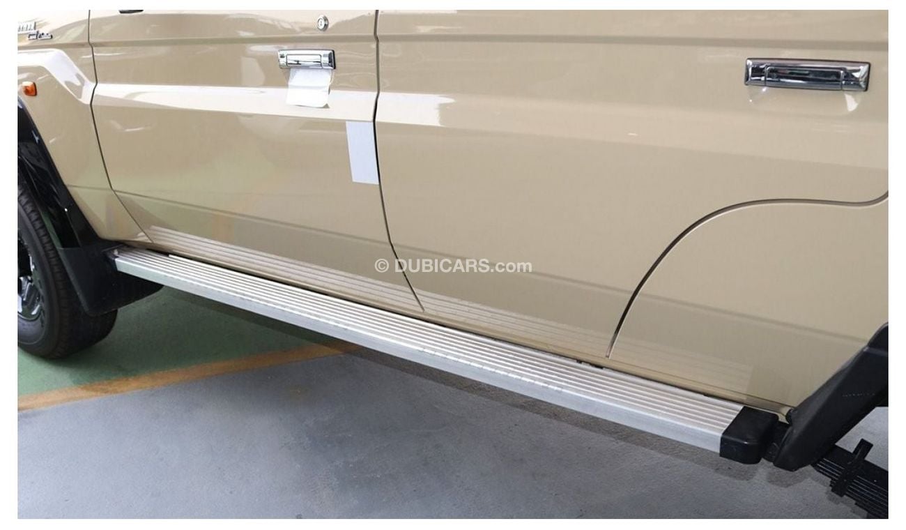 Toyota Land Cruiser Pick Up DC 4.5 V8 ANIVERSARY 23/23 FOR EXPORT