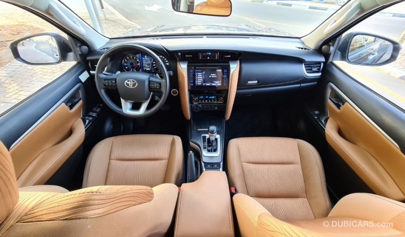 تويوتا فورتونر Toyota Fortuner GXR V6 2018 GCC Perfect Condition Low Mileage