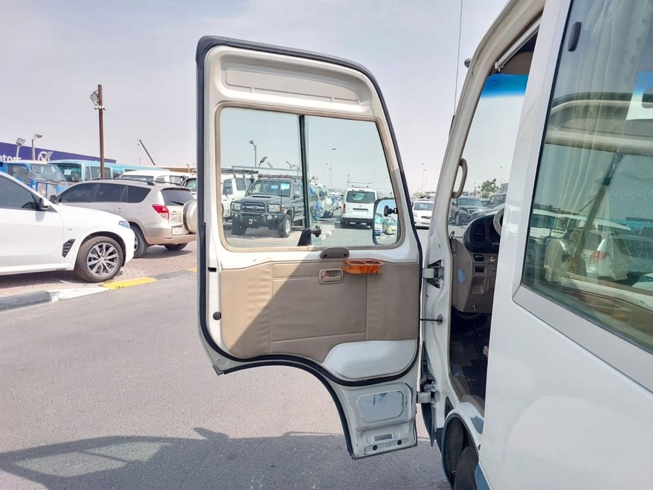 Toyota Coaster (RAMADAN OFFER) TOYOTA COASTER BUS RHD 1997 MODEL 4.1 L DIESEL MANUAL(PM00128)