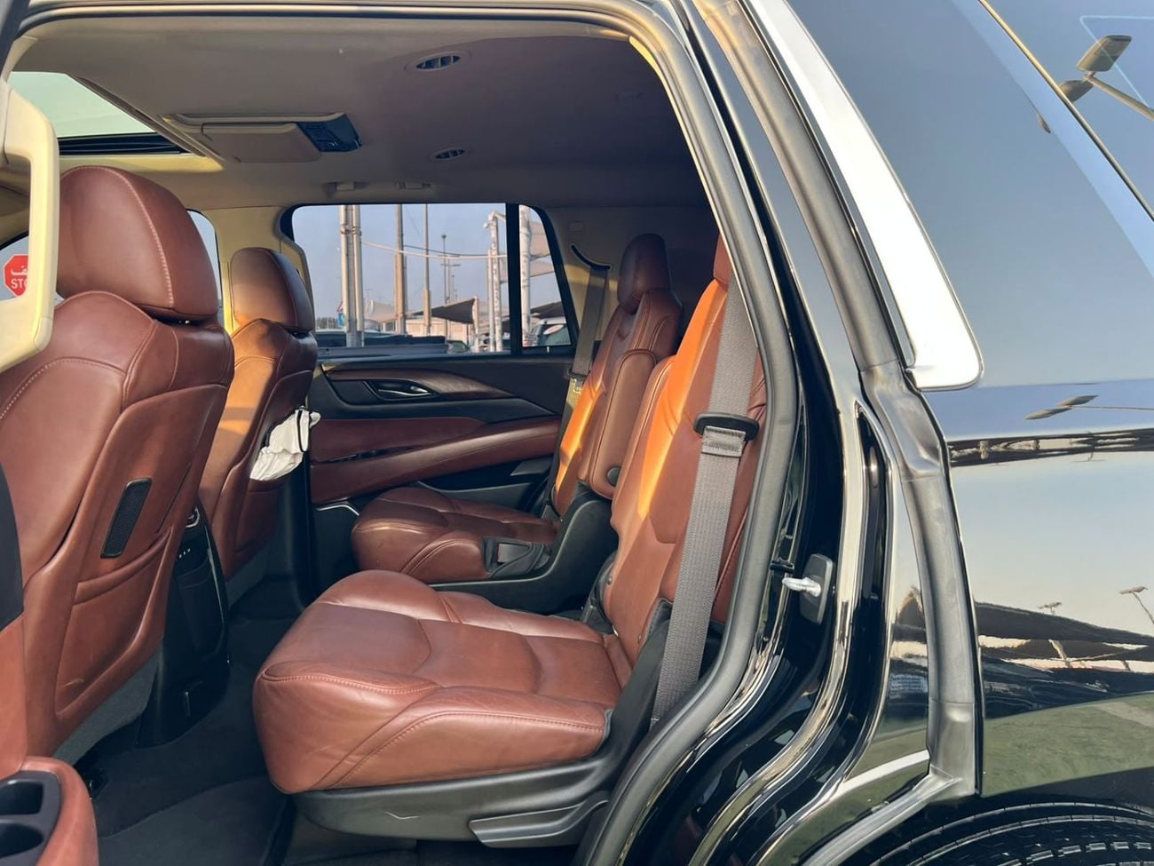 Cadillac Escalade PLATINUM 2018.ENGINE 6.2L/V8