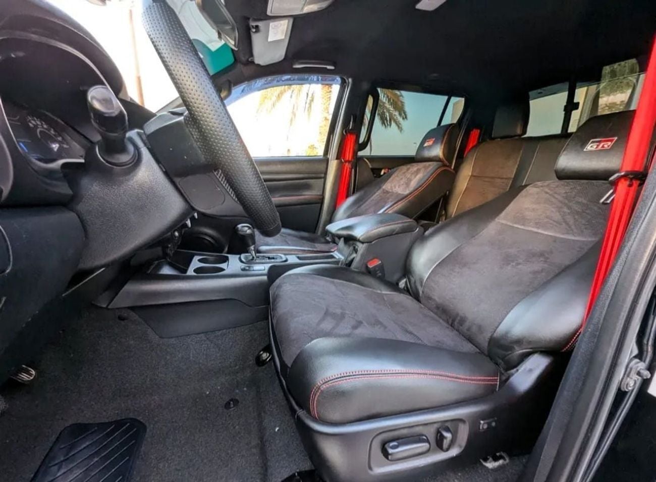 Toyota Hilux ADVENTURE Toyota Hilux double Cabin off Road pickup 2021Model year Facelifted to 2026 2.7L