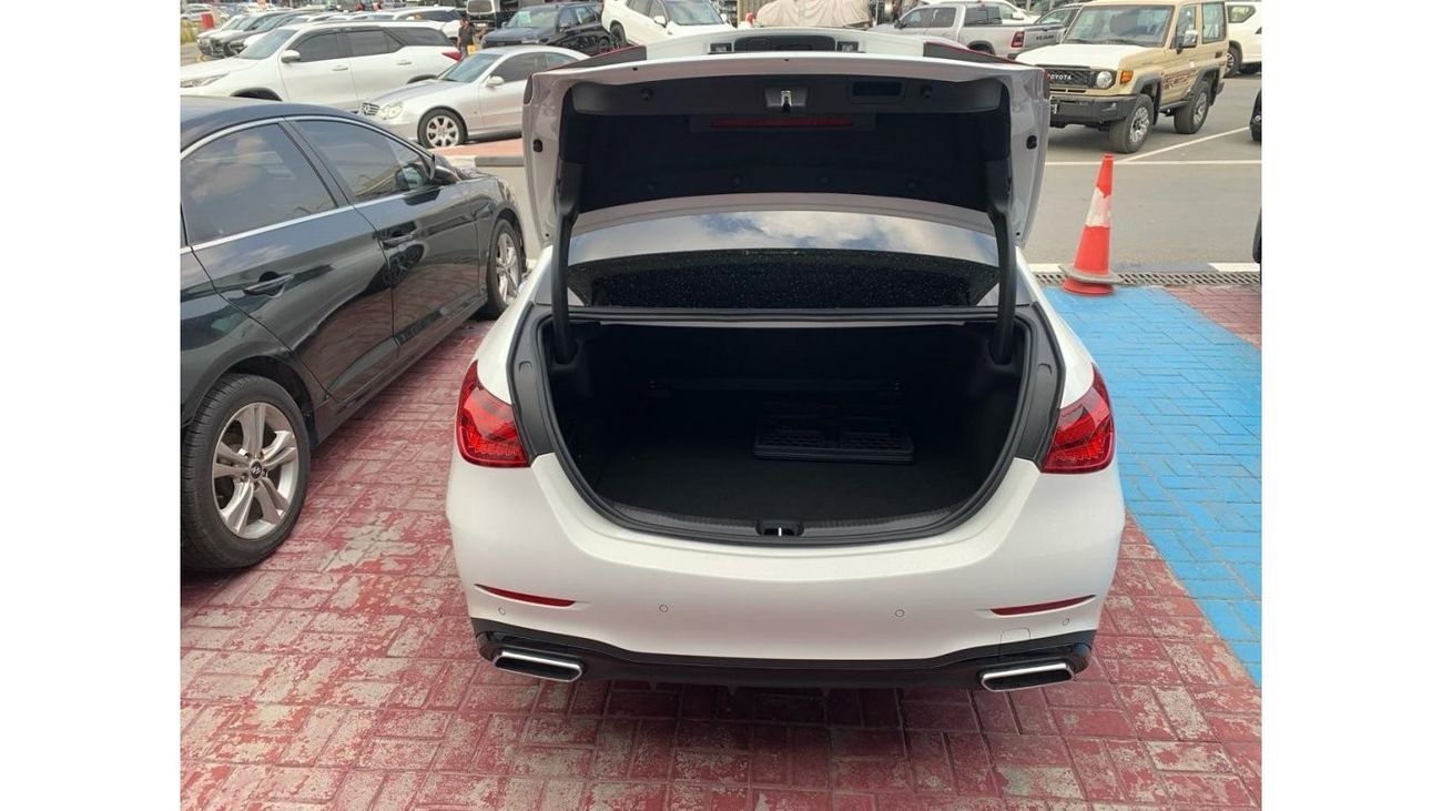 Mercedes-Benz C 200 2023  less driven Mercedes-Benz C200