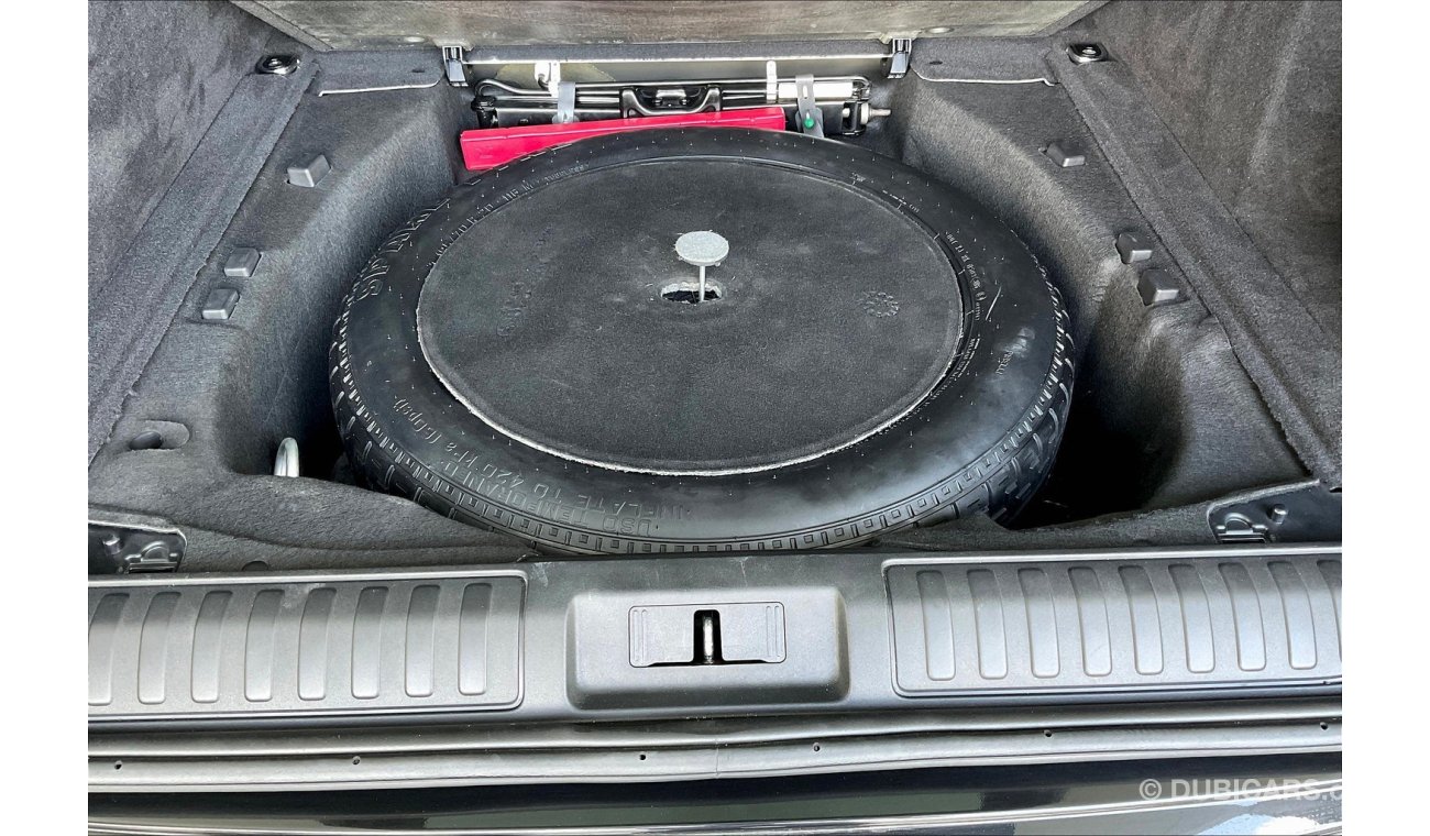 لاند روفر رينج روفر سبورت SVR