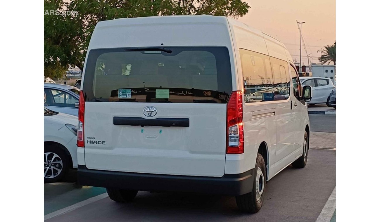 Toyota Hiace HIGHROOF / 3.5L V6 PETROL / M/T / 13 SEATER / NEW SHAPE (CODE # HPHRMB)