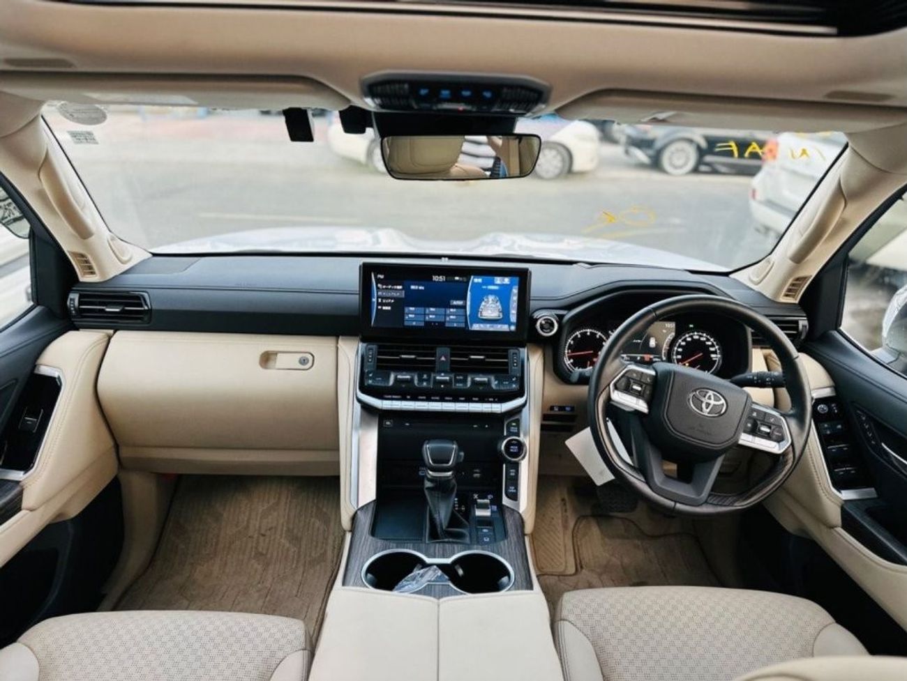 تويوتا لاند كروزر LC300 RIGHT HAND DRIVE