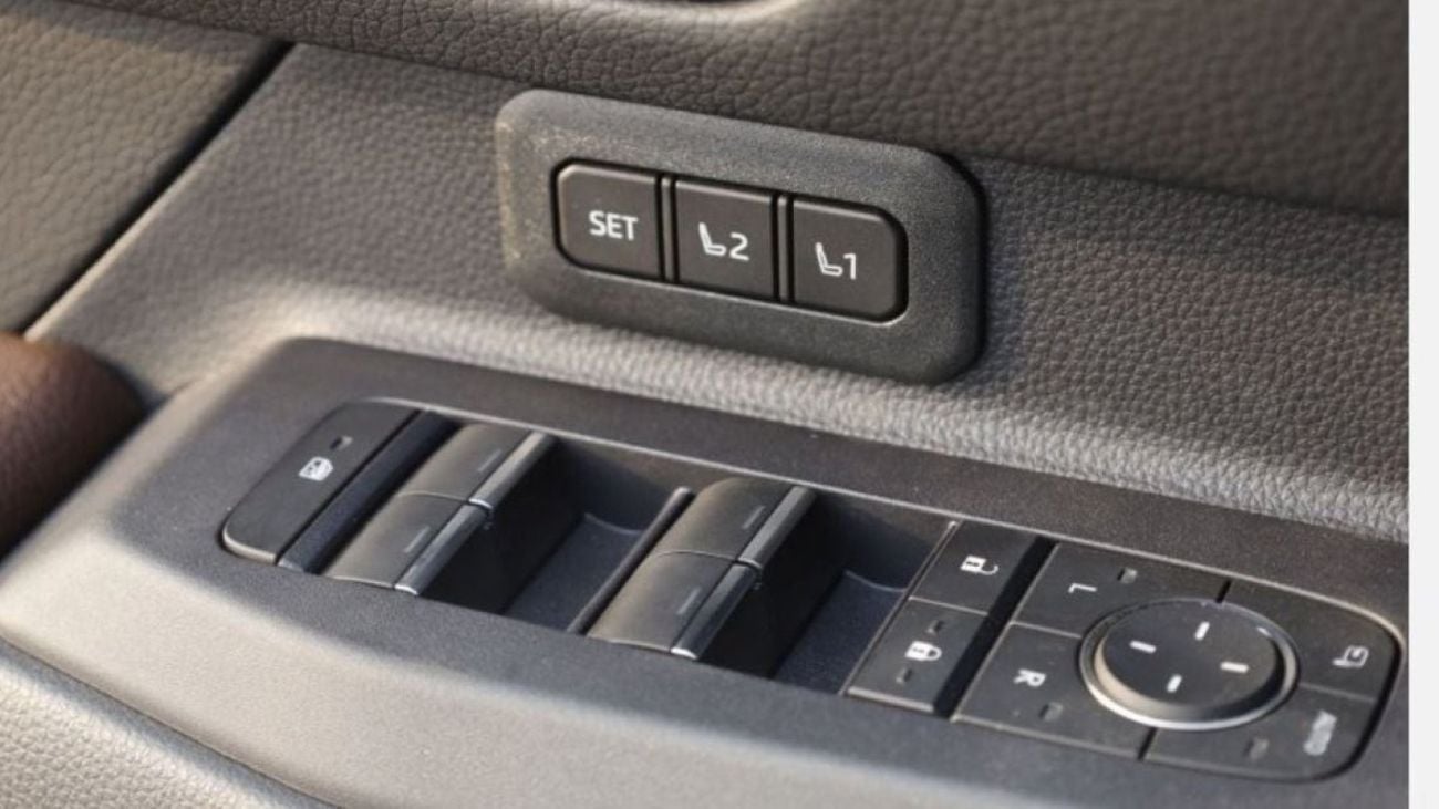 Toyota Prado 2.4L PETROL 2024 GCC