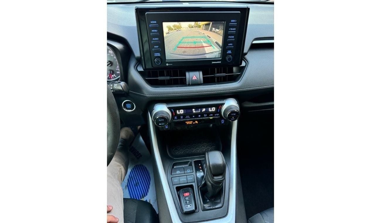 Toyota RAV4 2020 XLE PUSH START 4x4 US SPEC