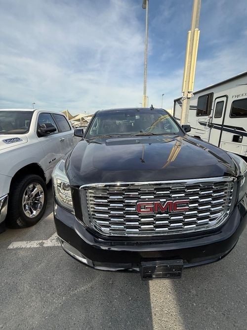 جي أم سي يوكون XL Denali 6.2L (8 Seater)