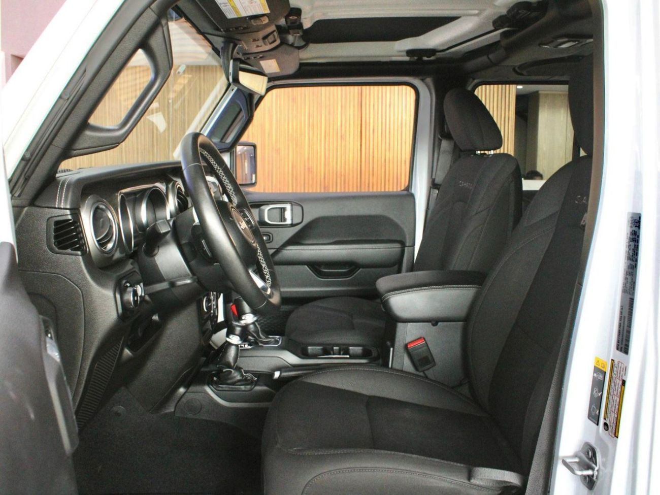 Jeep Wrangler Sahara Edition