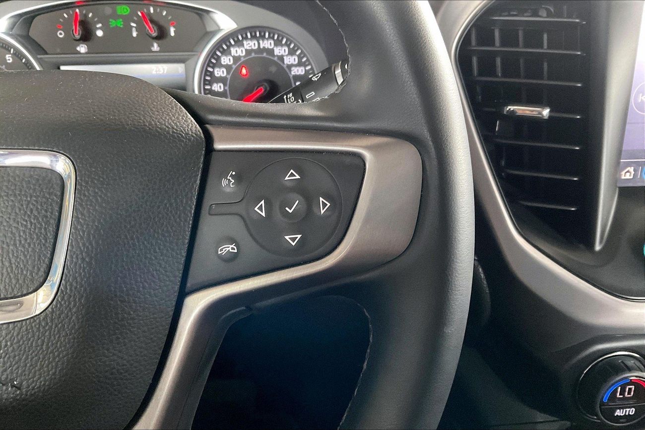 جي أم سي أكاديا AT4 | National Day Celebration | شامل الضمان | 0 ﺪﻔﻋﺓ ﺃﻮﻟﻯ