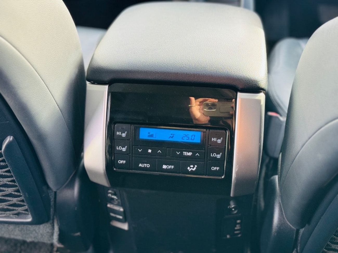 Toyota Prado Prado Kakadu (TZG)