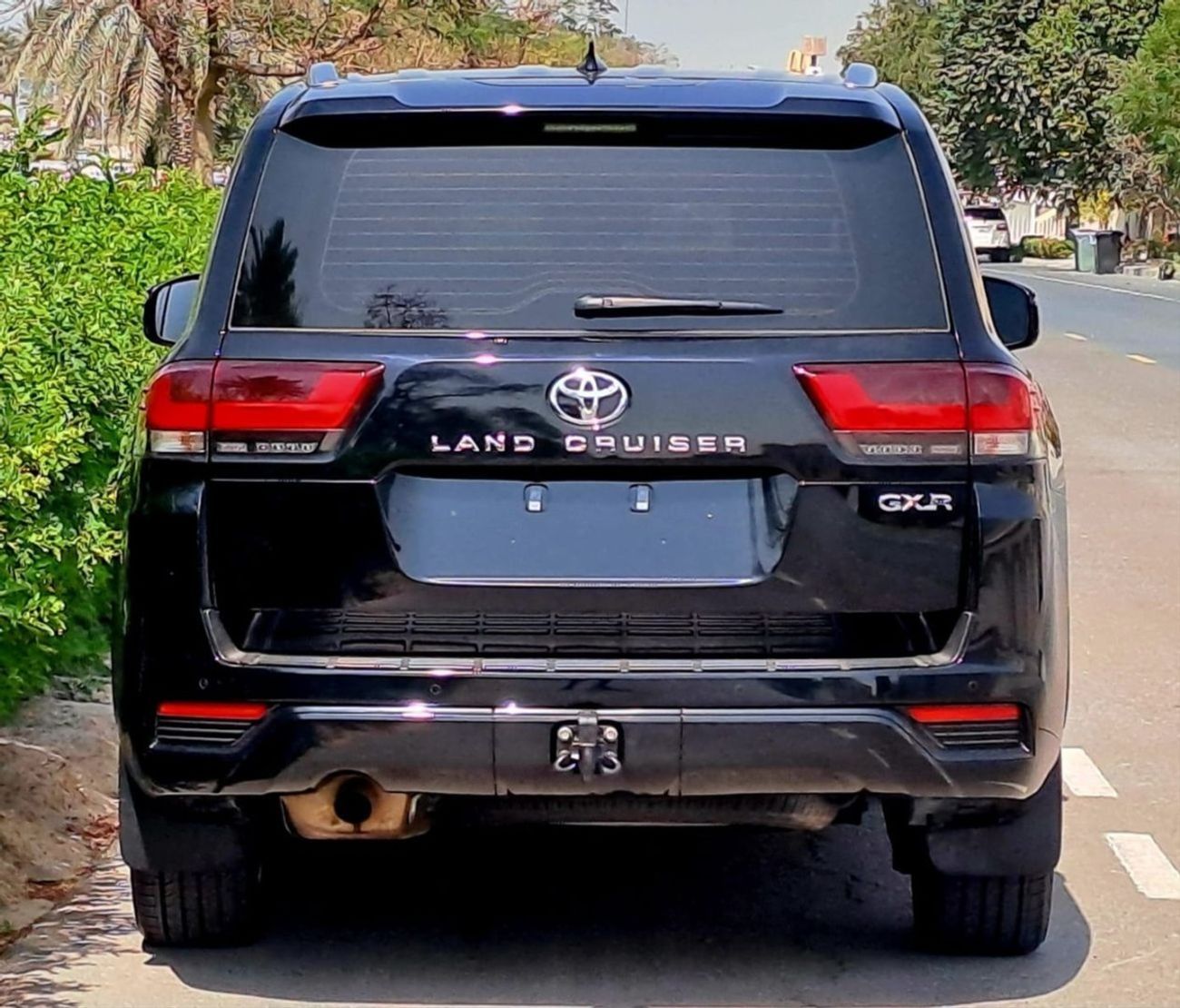 تويوتا لاند كروزر GXR 4.0L 2022 4.0L GCC (3580/-MONTHLY)