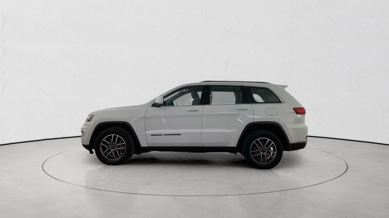 Jeep Grand Cherokee LAREDO | Guaranteed Warranty | 0 Down Payment