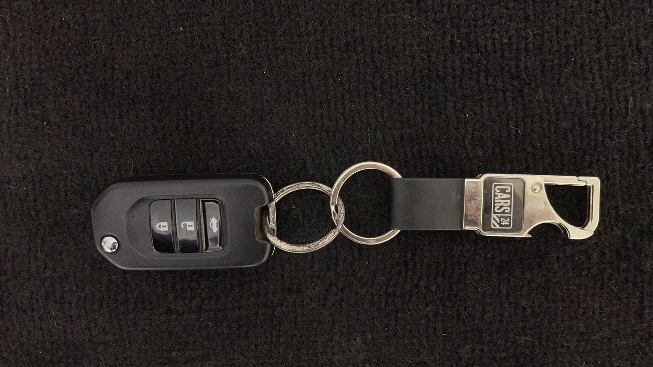 هوندا سيفيك DX 1.6 | بدون دفعة مقدمة | اختبار قيادة مجاني للمنزل