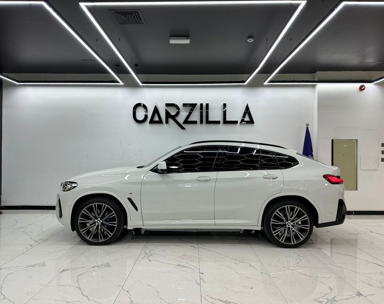 BMW X4 xDrive 30i M Sport 2.0L AED 3,525 pm l 0% Down Payment l BMW X4 M Sport l Agency Warranty