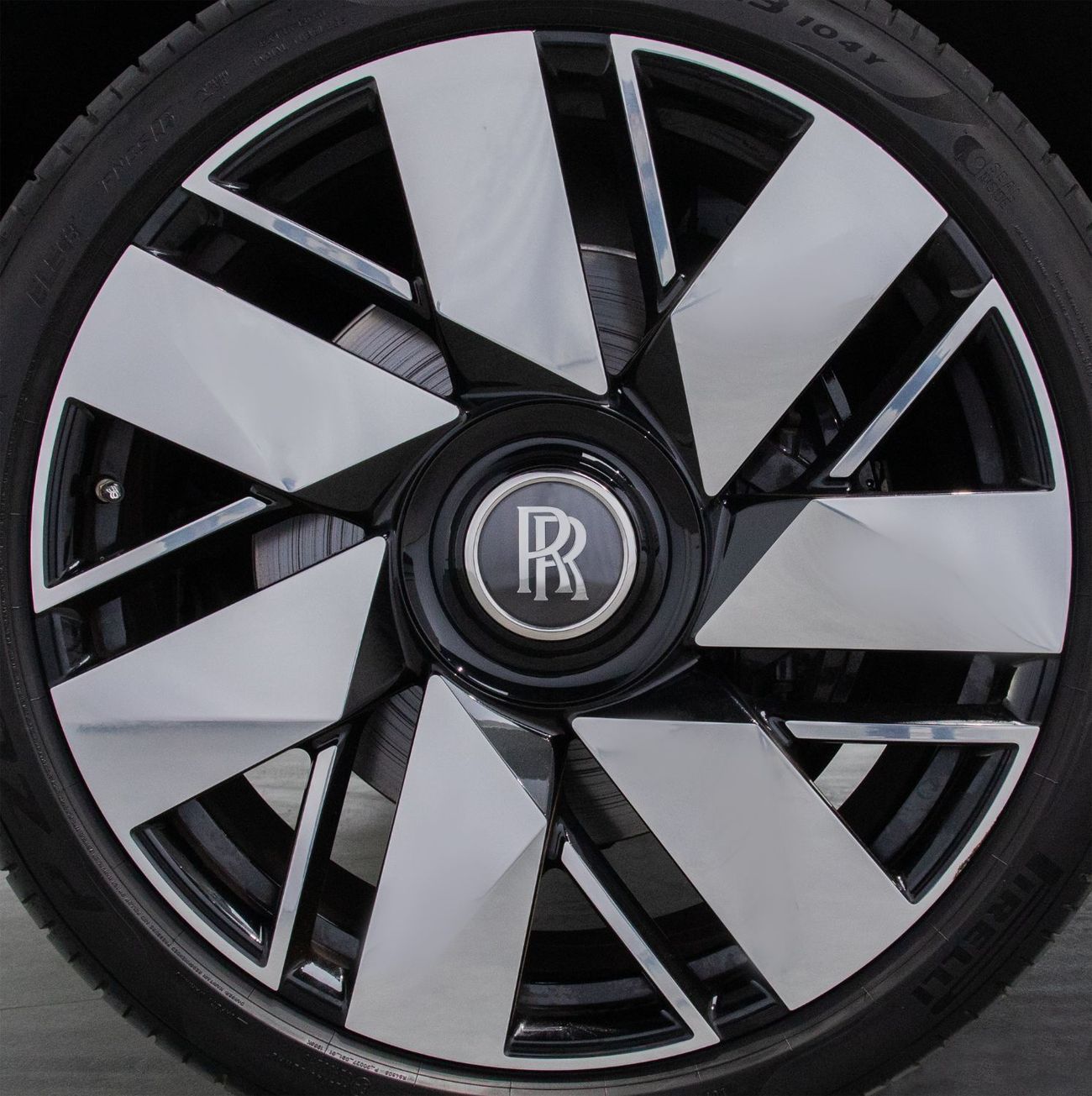 Rolls Royce Cullinan Series II