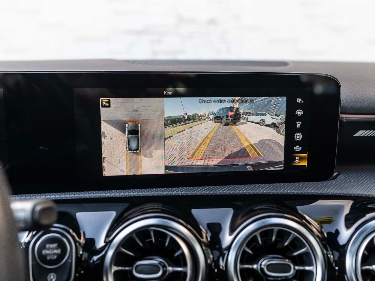 مرسيدس بنز A 35 AMG 4MATIC Hatchback