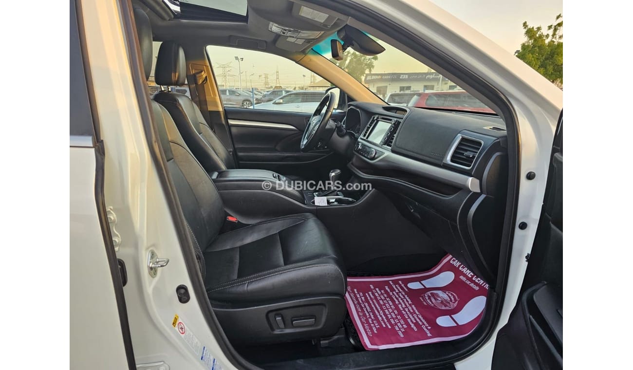 تويوتا هايلاندر 2017 TOYOTA HIGHLANDER  XLE AWD - 3.5L V6 - CANADIAN SPECS  - 7 Seater / EXPORT ONLY