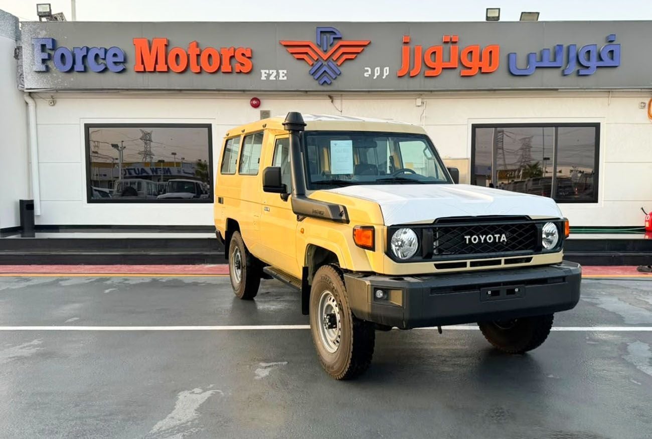 تويوتا لاند كروزر 70 LC 78 HARDTOP 4.OL AT تويوتا لاند كروزر LC78 هاردتوب 2026 بمحرك بنزين 4.0 لتر وناقل حركة أوتوماتيكي