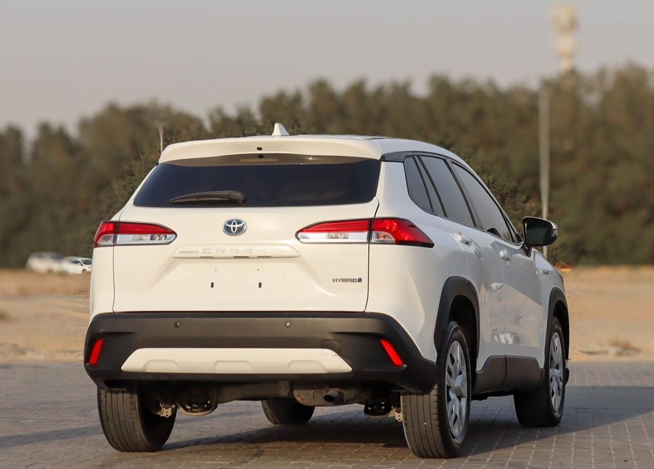 تويوتا كورولا كروس 1.8L XL (HEV) Toyota Corolla Cross Hybrid 1.8L 2022 GCC Original Paint Accident Free, excellent cond