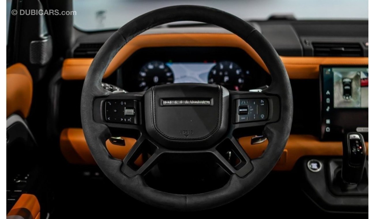 لاند روفر ديفندر 2023 URBAN Defender V8, 2027 Land Rover Warranty, Low KMs, GCC