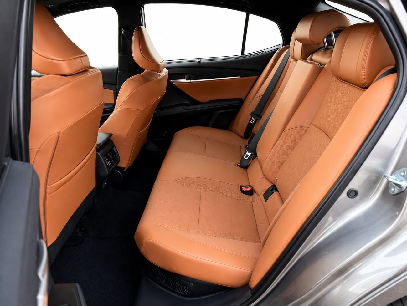 Toyota Camry LIMITED HEV ECTAI0059 - 2026 Toyota Camry Limited - 2.5L Hybrid Auto - Grey with Tan Interior